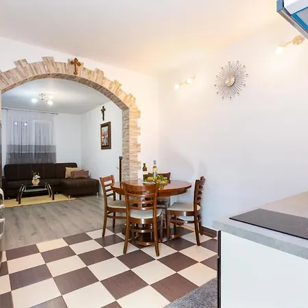 Holiday home Matija